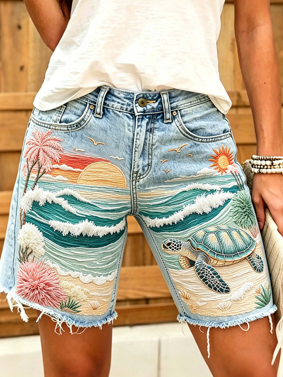 Women's sea turtle print shorts