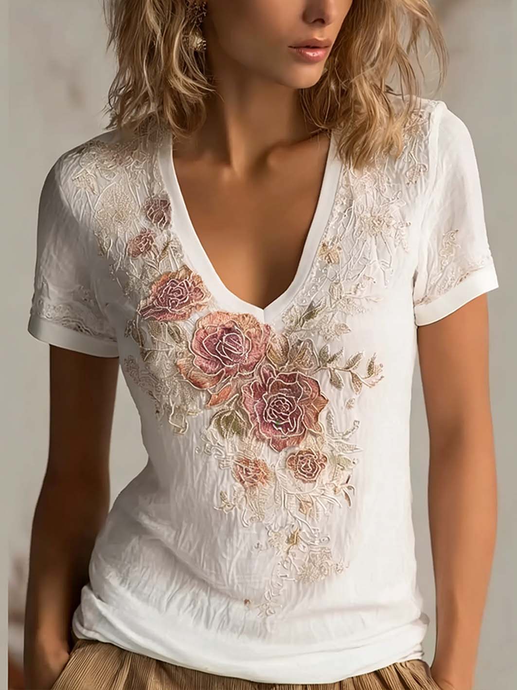 Women's floral embroidery pattern printed casual short-sleeve T-shirt
