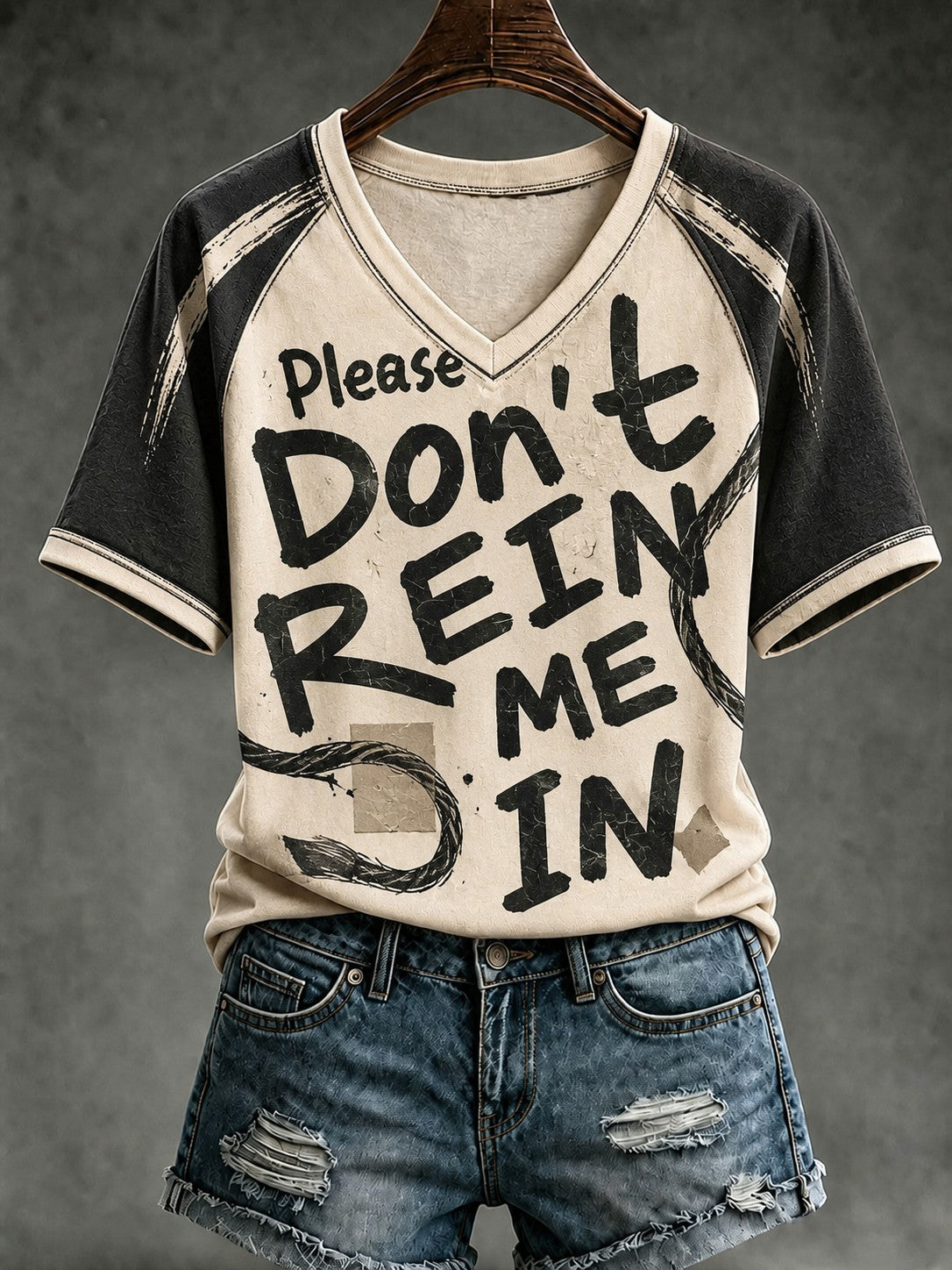 Women's Please Don’t Rein Me In Printed V-neck T-shirt