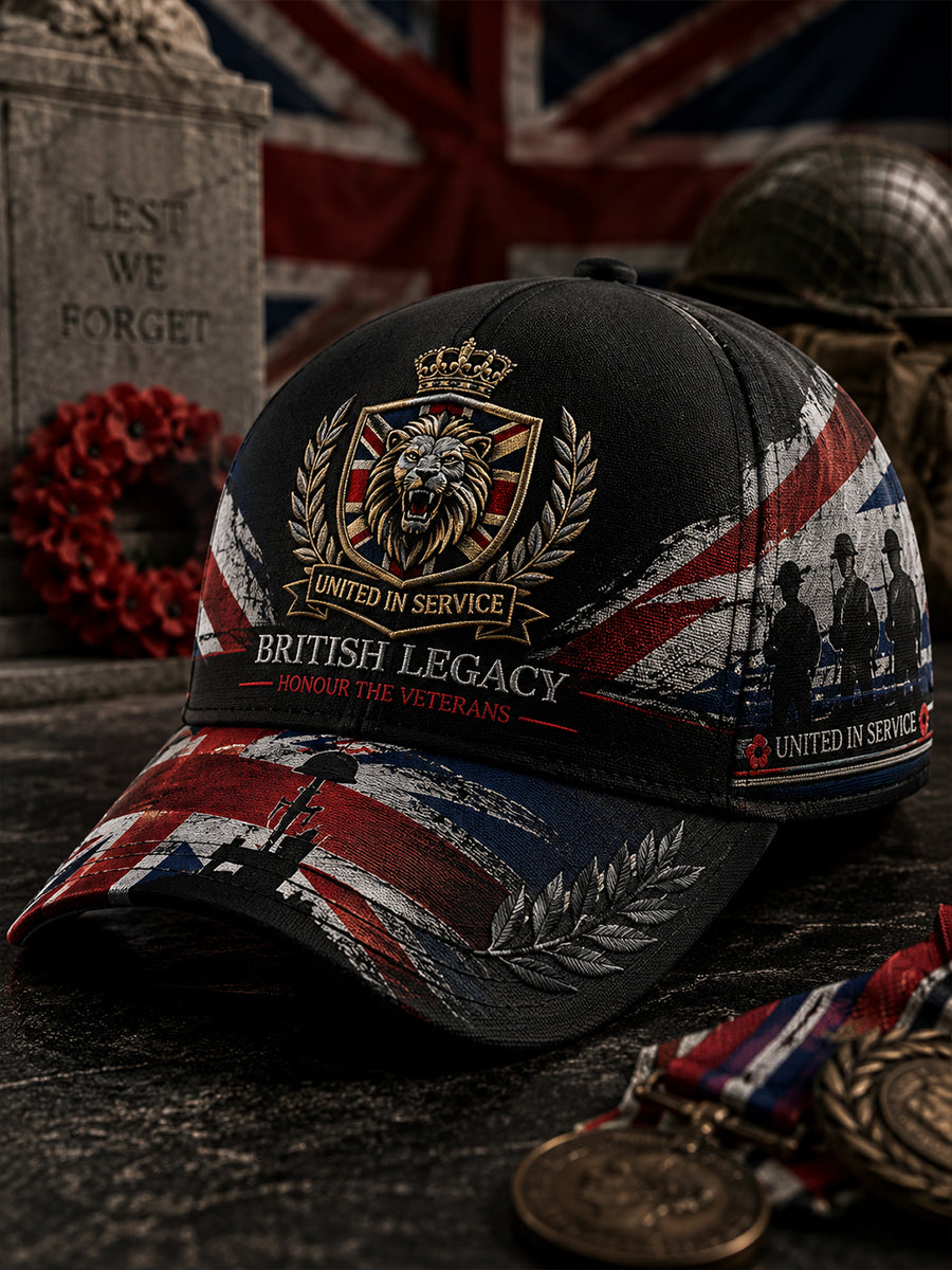 Men's Vintage-Style Hat With Military-Inspired Print