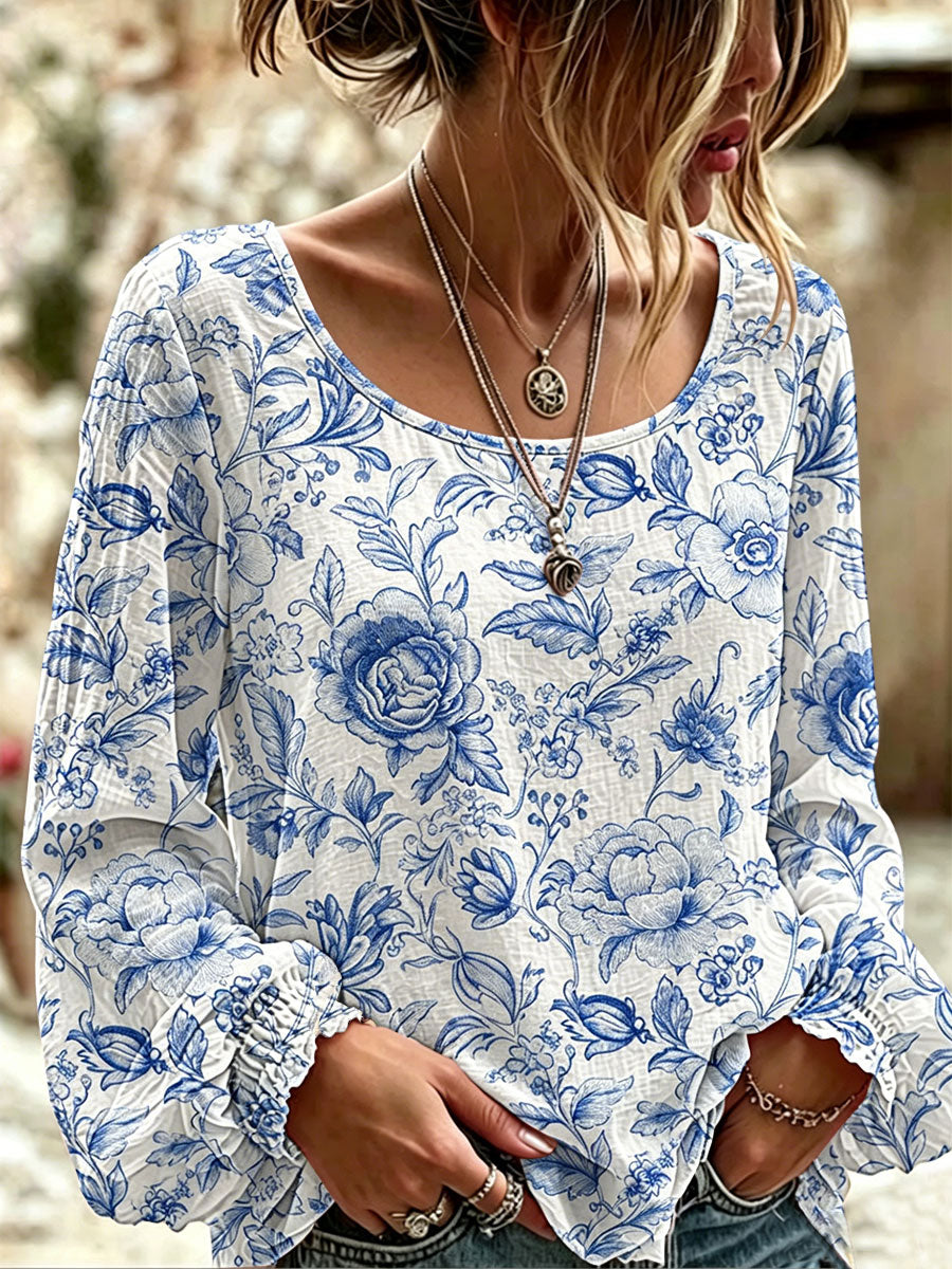 Women's Blue and White Floral Print Casual T-shirt