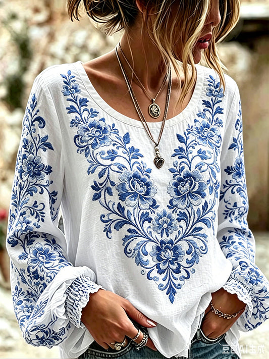 Women's Blue and White Floral Print Casual T-shirt